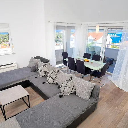 Memo - Zf Hvar Daire *